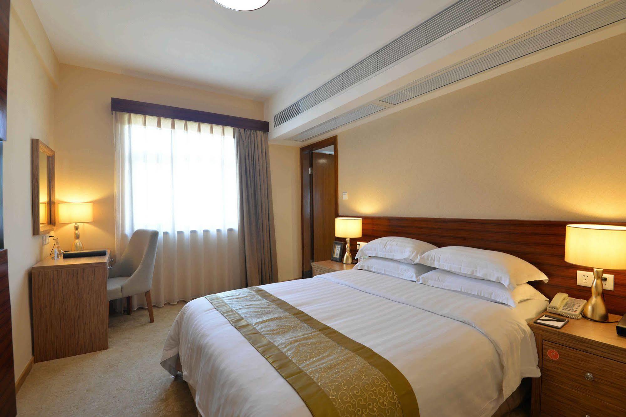 Ming Wah Apartments Шънджън Екстериор снимка